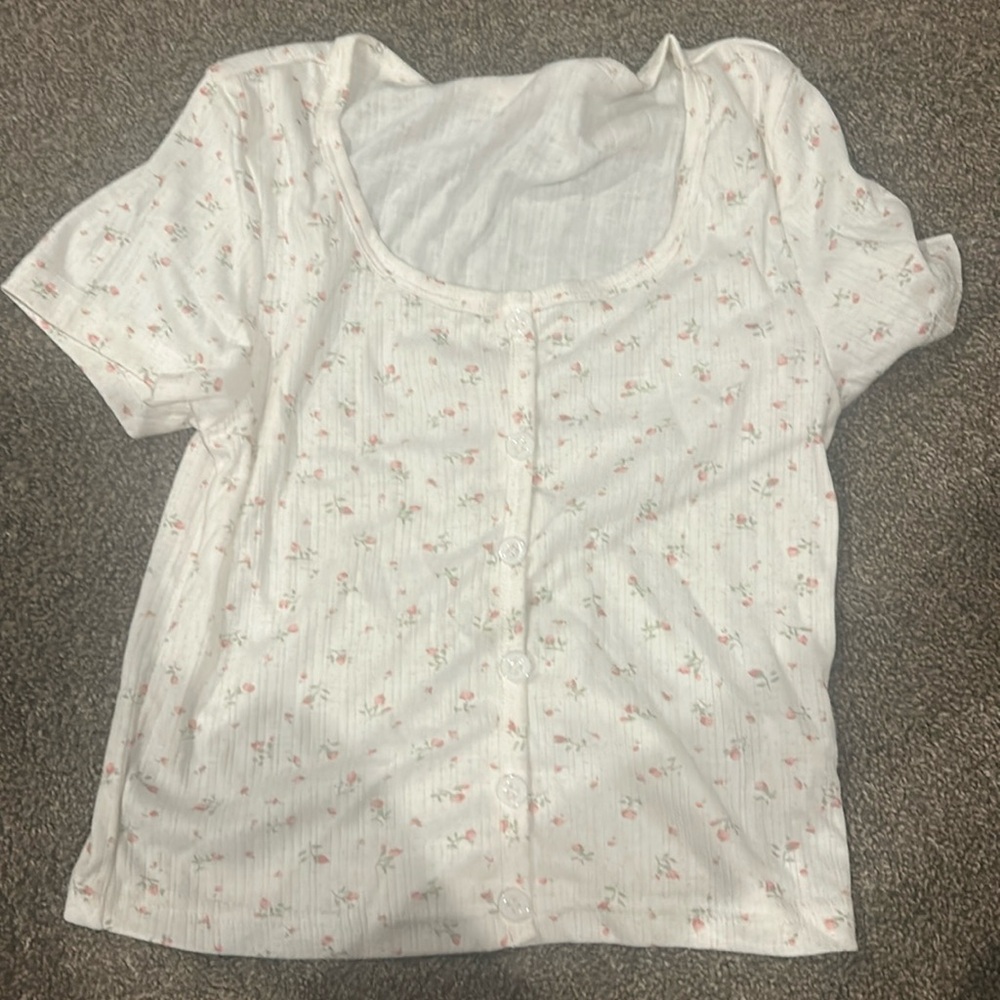 White button up floral top